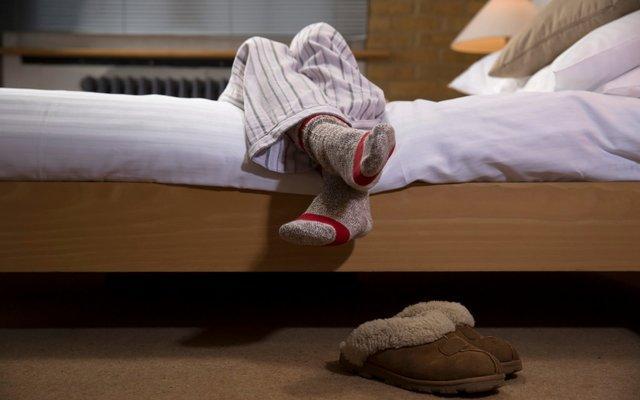 سندرم پای بی قرار احتمال خودکشی را افزایش می دهد سندرم پای بی قرار احتمال خودکشی را افزایش می دهد
