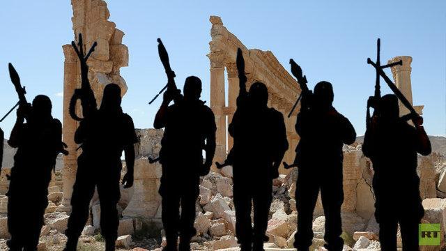 آثار باستانی مسروقه از عراق و سوریه در انبار داعشی ها پنهان شده