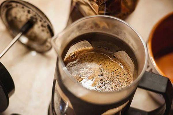 مصرف قهوه ساختار مغز را تغییر می دهد مصرف قهوه ساختار مغز را تغییر می دهد