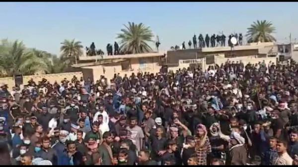 هیچکس نباید درباره آنچه در خرمشهر اتفاق افتاد، خودش را ببخشد هیچکس نباید درباره آنچه در خرمشهر رخ داد، خودش را ببخشد